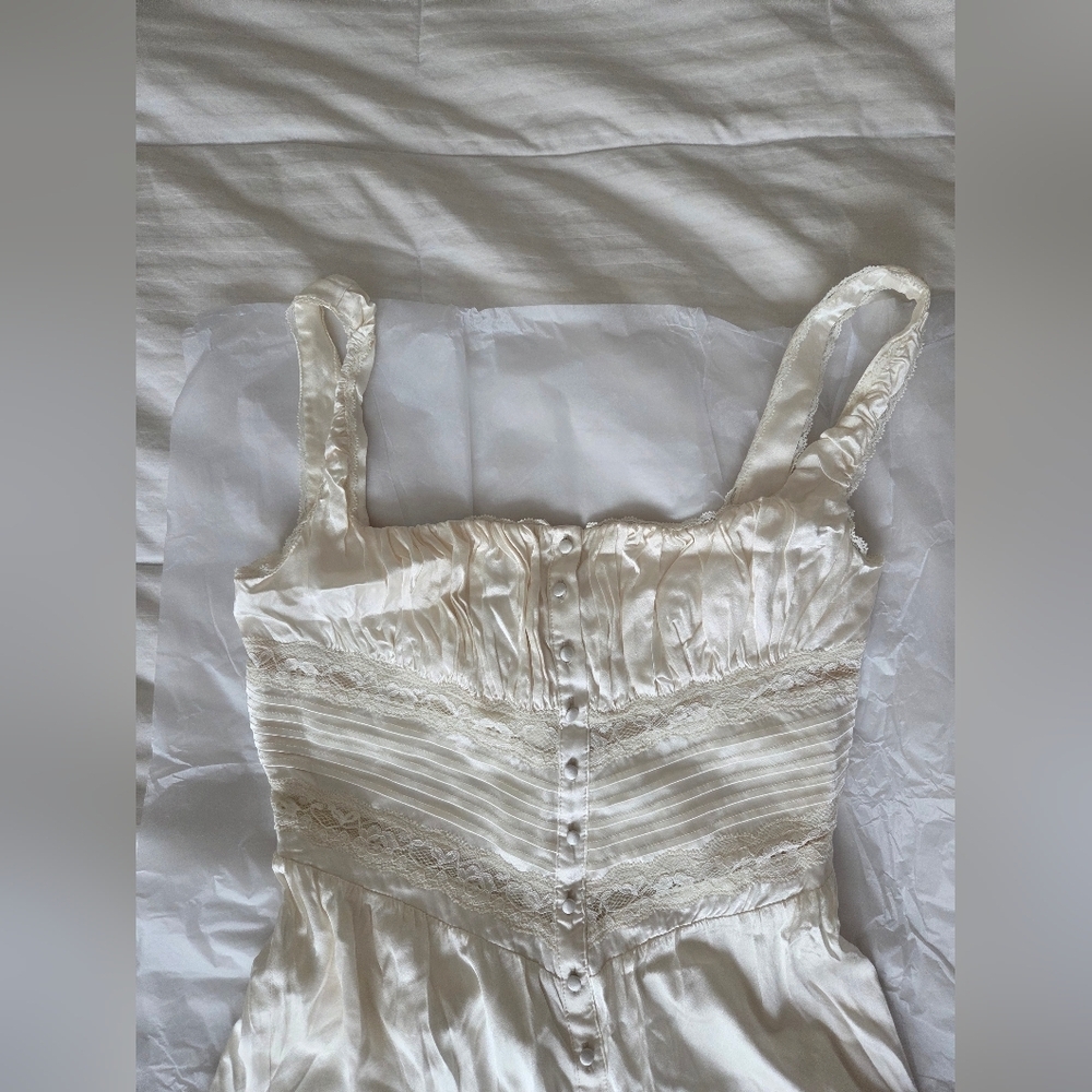 Ivory Real Silk 'Illiana' House of CB- medium - Picture 7 of 16